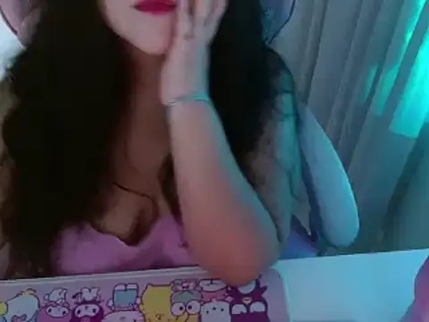 Snapshot of KittyK3 chatting on 02/12/25, 04:44 KittyK3 online show from 02/12/25, 04:44