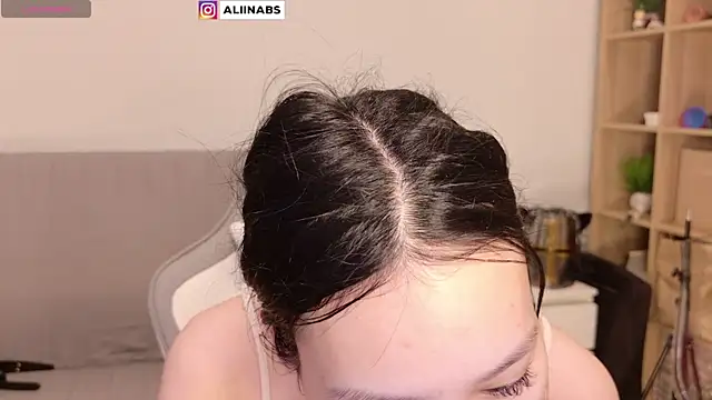 aliiiiiina online show from 12/31/24, 05:29