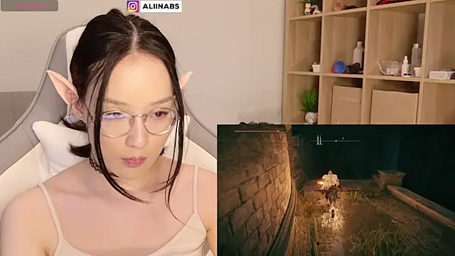 aliiiiiina online show from 12/31/24, 08:34