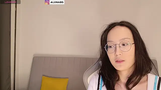 aliiiiiina online show from 01/24/25, 11:56