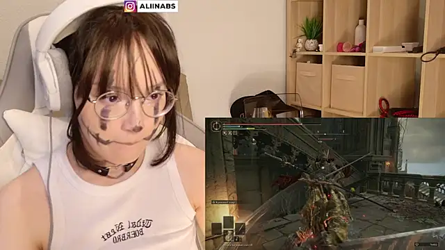 aliiiiiina online show from 01/30/25, 04:02