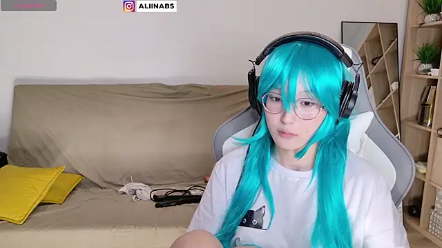 aliiiiiina online show from 03/06/25, 01:46