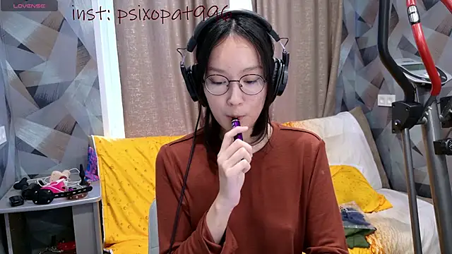 aliiiiiina online show from 10/14/25, 06:47