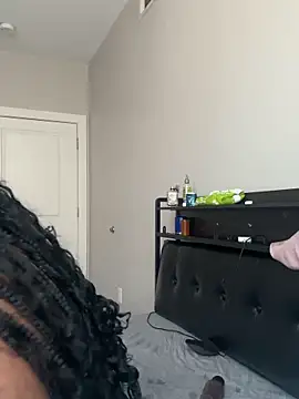 DancingLemonade online show from 10/31/25, 03:02