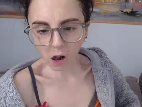 cleophee online show from 02/13/25, 12:54