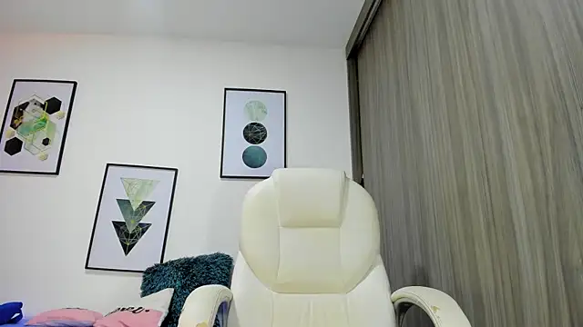 Snapshot of Paty37 chatting on 05/04/26, 11:34 Paty37 online show from 05/04/26, 11:34