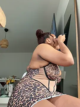 kataryna69 online show from 11/12/25, 12:38