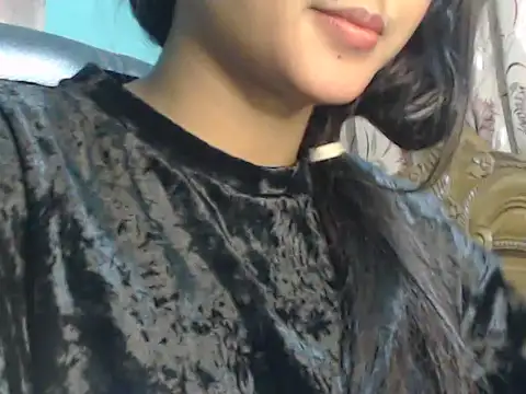 Snapshot of NancyRuvi chatting on 12/15/24, 04:15 NancyRuvi online show from 12/15/24, 04:15