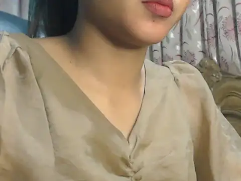 Snapshot of NancyRuvi chatting on 12/21/24, 05:40 NancyRuvi online show from 12/21/24, 05:40