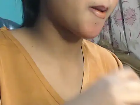 Snapshot of NancyRuvi chatting on 12/26/24, 04:36 NancyRuvi online show from 12/26/24, 04:36