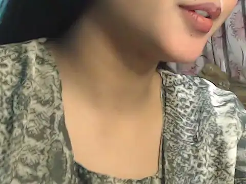 Snapshot of NancyRuvi chatting on 12/27/24, 04:43 NancyRuvi online show from 12/27/24, 04:43