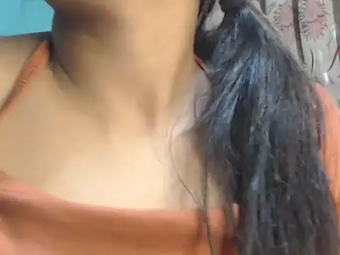 Snapshot of NancyRuvi chatting on 12/30/24, 03:24 NancyRuvi online show from 12/30/24, 03:24