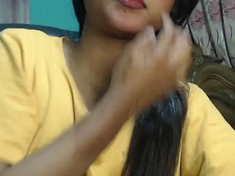 Snapshot of NancyRuvi chatting on 02/25/25, 03:27 NancyRuvi online show from 02/25/25, 03:27