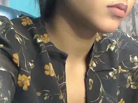 Snapshot of NancyRuvi chatting on 03/03/25, 02:37 NancyRuvi online show from 03/03/25, 02:37