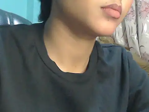Snapshot of NancyRuvi chatting on 03/20/25, 04:31 NancyRuvi online show from 03/20/25, 04:31