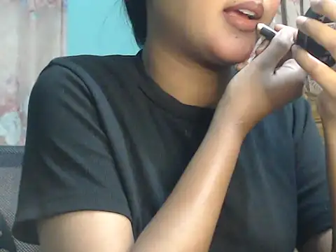Snapshot of NancyRuvi chatting on 10/02/25, 03:52 NancyRuvi online show from 10/02/25, 03:52