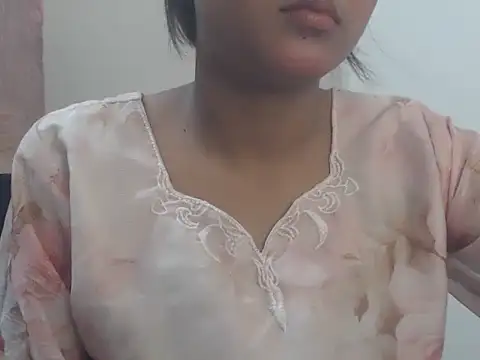 NancyRuvi online show from 04/27/26, 06:06