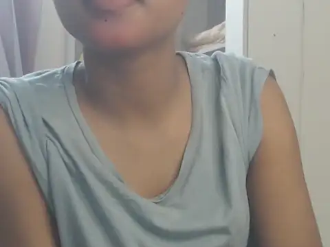 Snapshot of NancyRuvi chatting on 06/03/26, 04:34 NancyRuvi online show from 06/03/26, 04:34