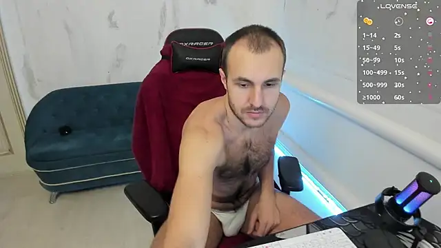 Snapshot of Raamoss chatting on 12/26/24, 07:45 Raamoss online show from 12/26/24, 07:45