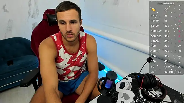 Snapshot of Raamoss chatting on 03/13/25, 08:48 Raamoss online show from 03/13/25, 08:48