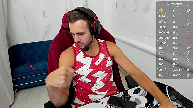 Snapshot of Raamoss chatting on 03/13/25, 09:16 Raamoss online show from 03/13/25, 09:16