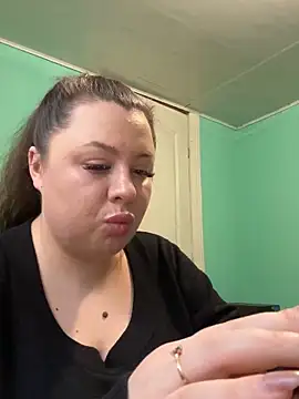 Snapshot of Sara_Slow chatting on 03/03/26, 02:01 Sara Slow online show from 03/03/26, 02:01