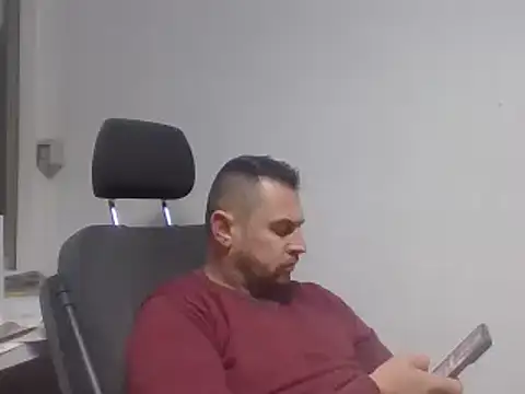 Snapshot of rabyto2 chatting on 12/25/24, 08:29 rabyto2 online show from 12/25/24, 08:29