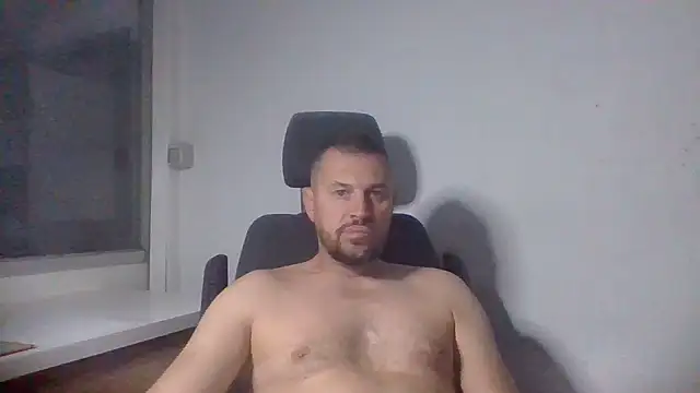 Snapshot of rabyto2 chatting on 10/04/25, 05:38 rabyto2 online show from 10/04/25, 05:38