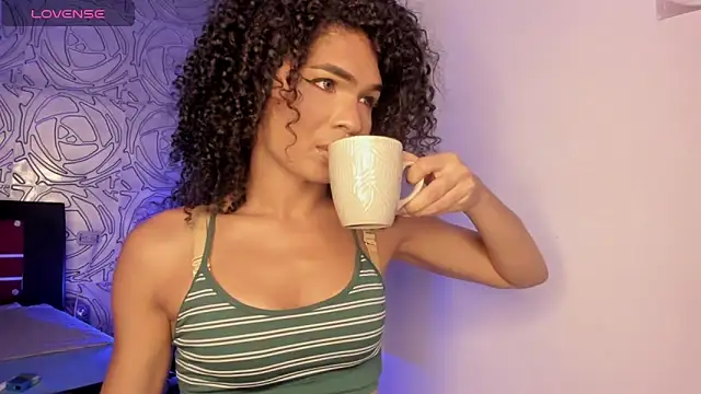 vennus1  online show from 11/09/25, 01:20