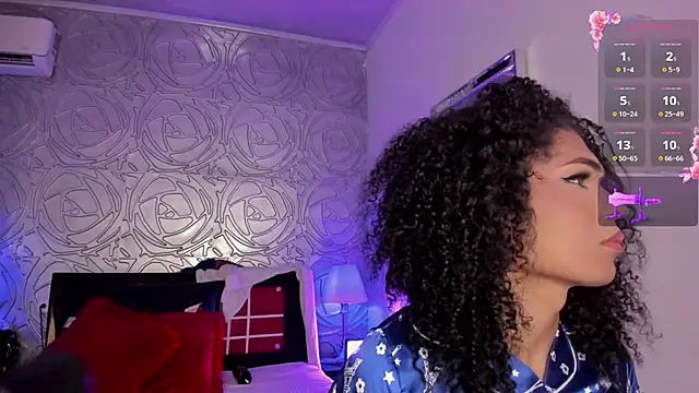 vennus1  online show from 12/04/25, 11:24