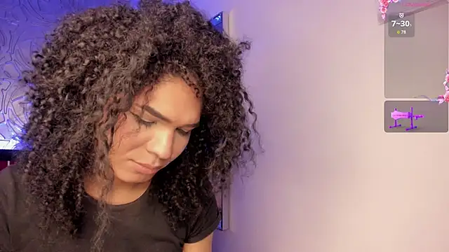 vennus1  online show from 12/22/25, 03:58