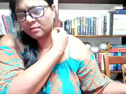 IndianDelia online show from 09/11/25, 01:17