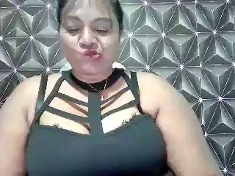 IndianDelia online show from 11/01/25, 04:31