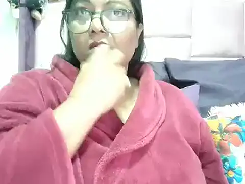 IndianDelia online show from 11/17/25, 03:12