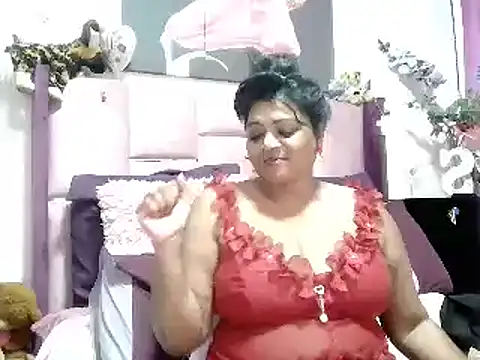 Snapshot of IndianDelia chatting on 05/28/26, 07:44 IndianDelia online show from 05/28/26, 07:44