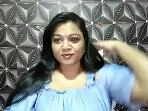 Snapshot of IndianDelia chatting on 06/21/26, 04:53 IndianDelia online show from 06/21/26, 04:53