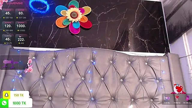 LAILAGUMMY online show from 10/15/25, 01:00