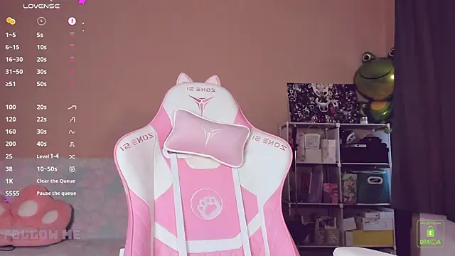 AmyRose6969 online show from 05/13/26, 05:21