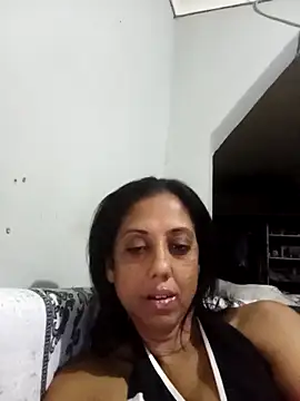 Mahi4luv online show from 04/18/26, 10:32