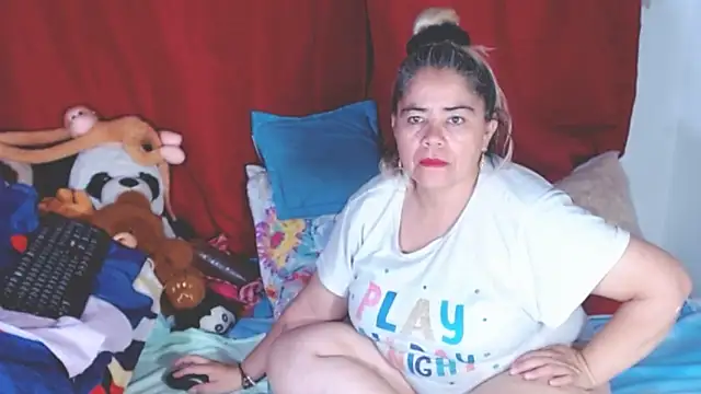 estrellita fugaz16x online show from 11/06/25, 03:29