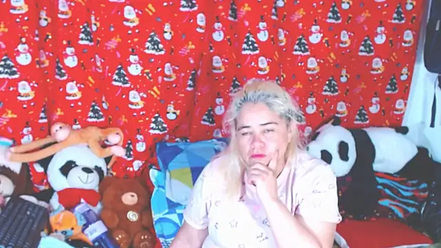 estrellita fugaz16x online show from 12/20/25, 04:52