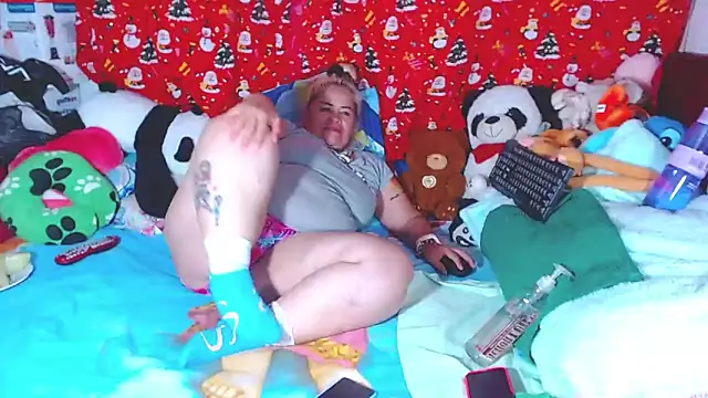 estrellita fugaz16x online show from 04/11/26, 05:45