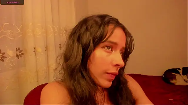 aluna 0310 online show from 12/18/24, 11:30