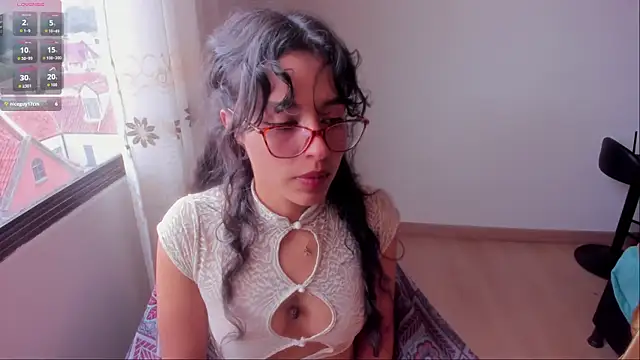 aluna 0310 online show from 10/11/25, 05:55