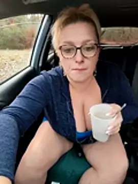 winniess40 online show from 01/18/26, 08:40