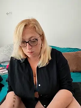 winniess40 online show from 04/20/26, 11:35