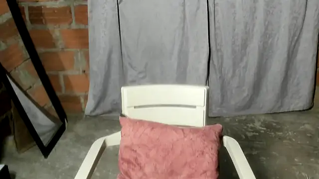 thaimy  online show from 07/07/26, 02:14