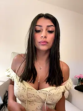 sweetAli  online show from 11/15/25, 09:17