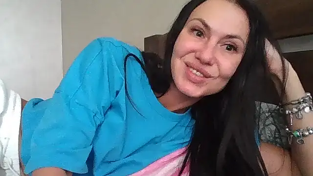 JulianaGold1 online show from 03/10/25, 12:48