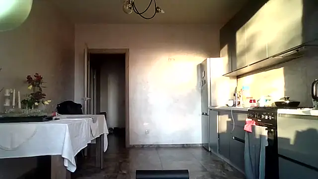 JulianaGold1 online show from 05/08/26, 05:07
